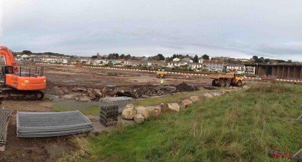 The latest update from Hayle Harbour looking across South Quay on November 4th http://twitpic.com/dkb8cx The latest update from Hayle Harbour looking across South Quay on November 4th http://twitpic.com/dkb8cx