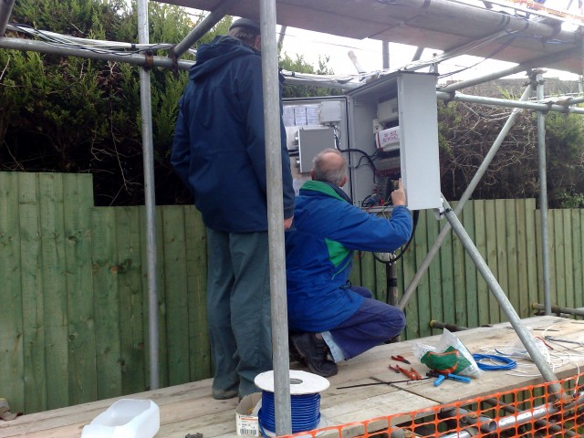 Battling the Pipers Electrics Battling the Pipers Electrics